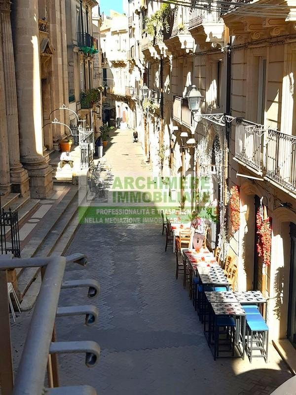 appartamento in vendita a Siracusa in zona Isola Ortigia