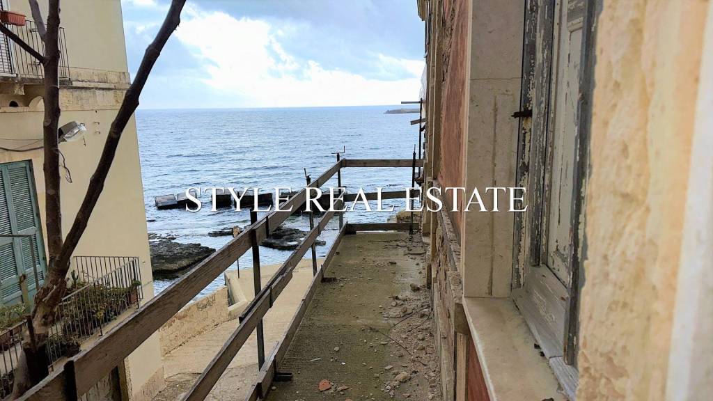 appartamento in vendita a Siracusa in zona Borgata