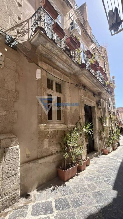 appartamento in vendita a Siracusa in zona Isola Ortigia