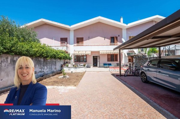 casa indipendente in vendita a Siracusa in zona Scala Greca