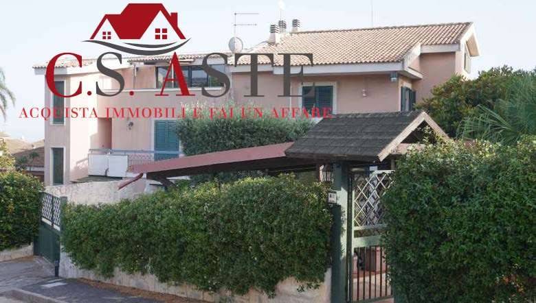 casa indipendente in vendita a Siracusa in zona Belvedere