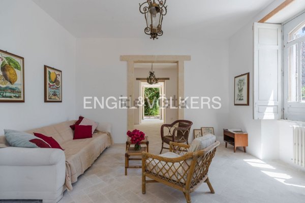 casa indipendente in vendita a Siracusa in zona Borgata