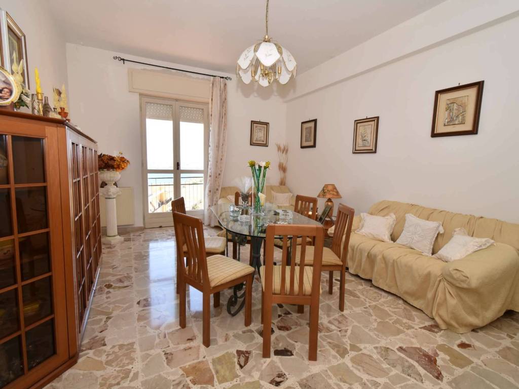 appartamento in vendita a Siracusa in zona Grottasanta