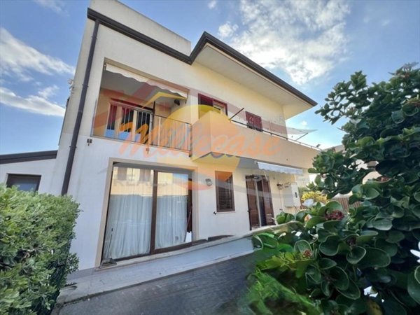 casa indipendente in vendita a Siracusa in zona Scala Greca