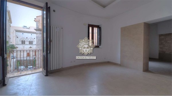 appartamento in vendita a Siracusa in zona Isola Ortigia