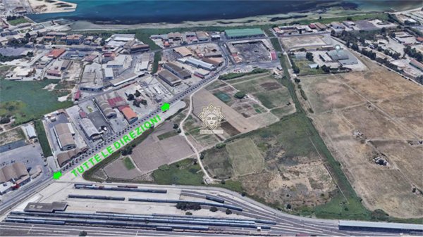 locale di sgombero in vendita a Siracusa