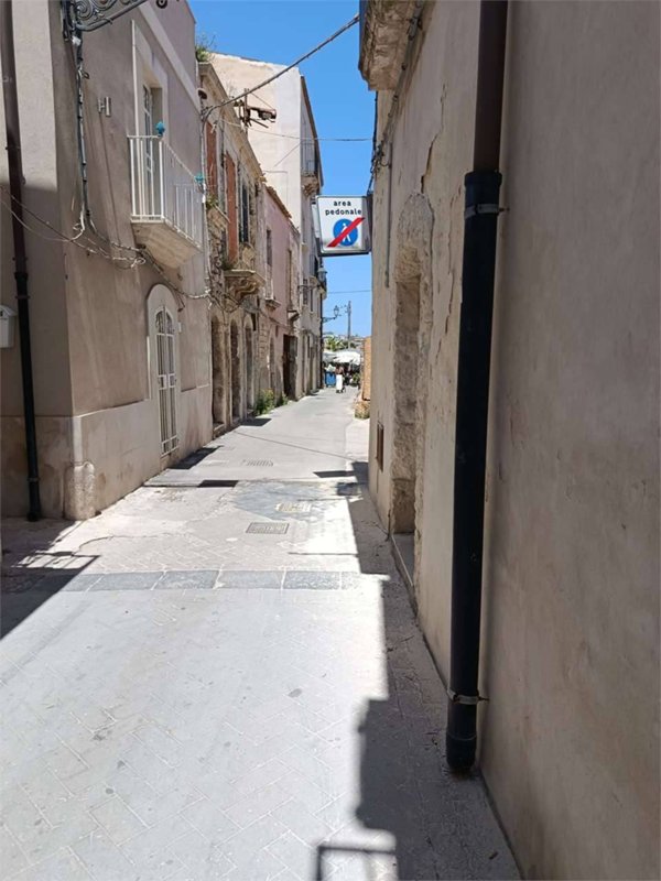 appartamento in vendita a Siracusa in zona Isola Ortigia