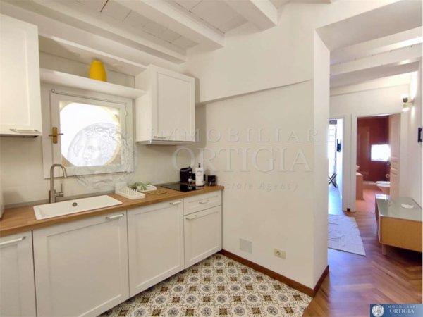 appartamento in vendita a Siracusa in zona Isola Ortigia