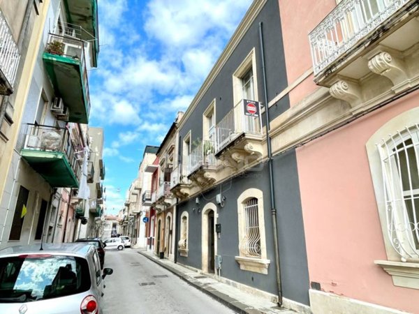 appartamento in vendita a Siracusa in zona Centro Città
