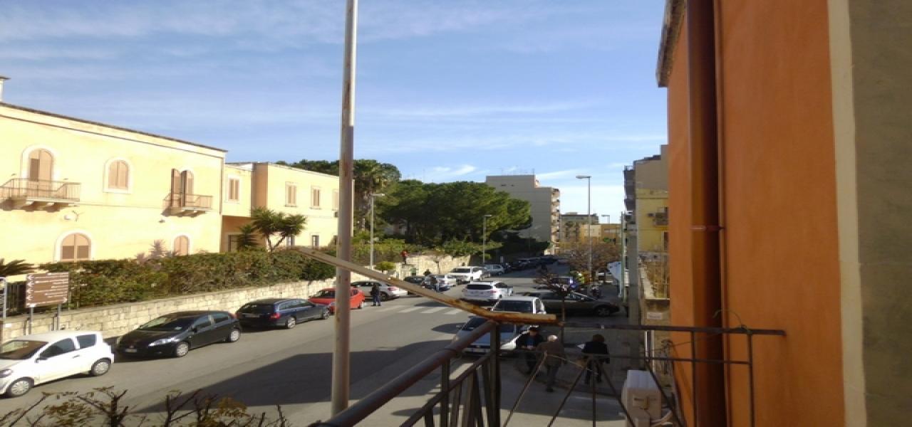 appartamento in vendita a Siracusa in zona Borgata