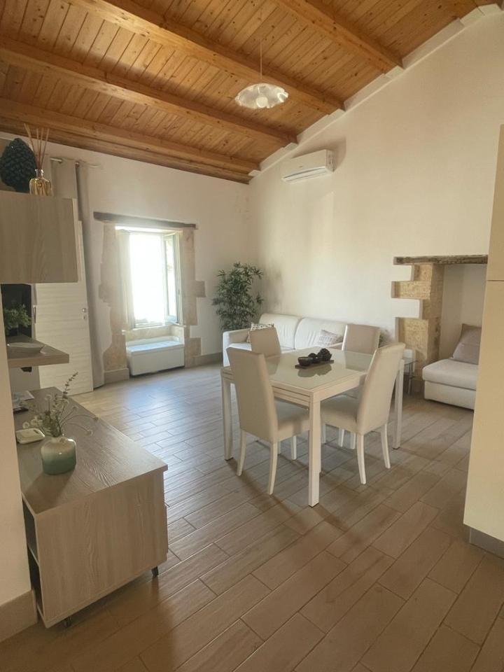 appartamento in vendita a Siracusa in zona Isola Ortigia