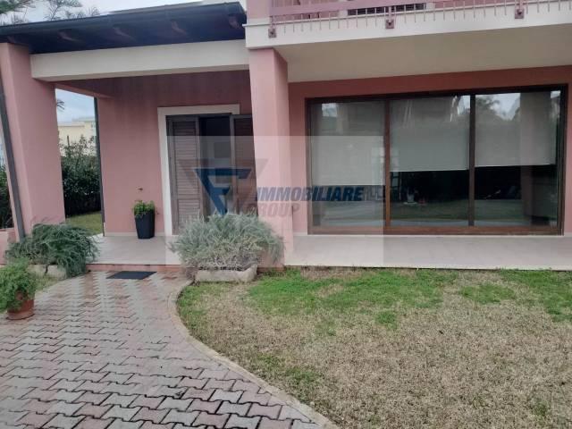casa indipendente in vendita a Siracusa in zona Borgata
