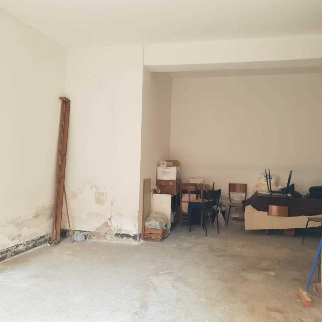 locale di sgombero in vendita a Siracusa