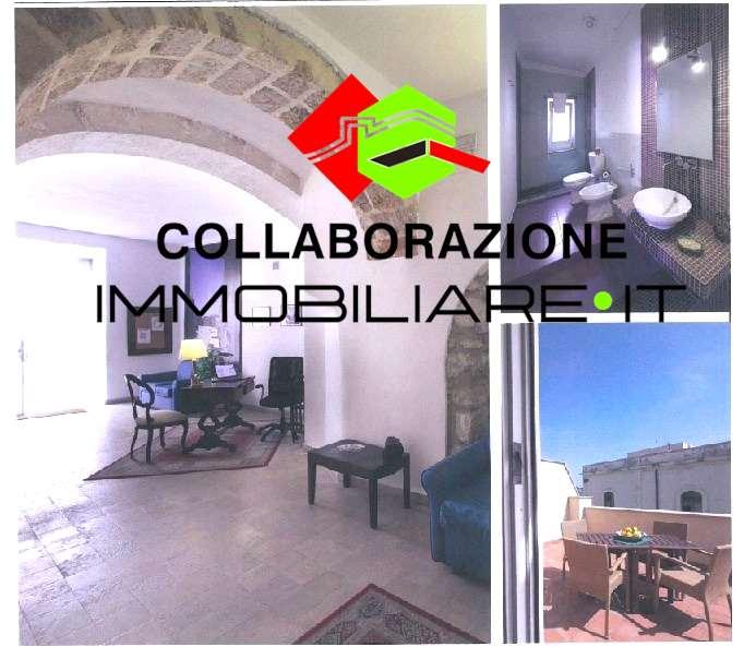 intera palazzina in vendita a Siracusa in zona Isola Ortigia