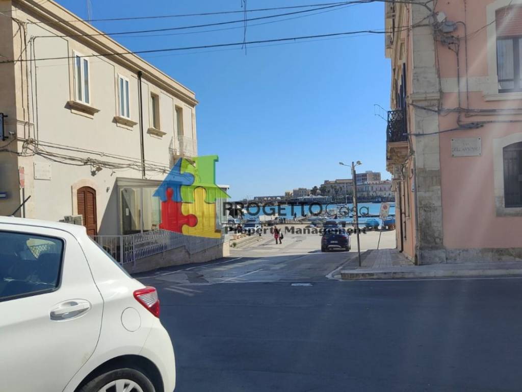 appartamento in vendita a Siracusa in zona Centro Città