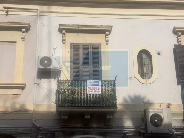 appartamento in vendita a Siracusa in zona Borgata