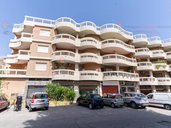 negozio in vendita a Siracusa in zona Scala Greca