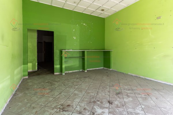 locale commerciale in vendita a Siracusa