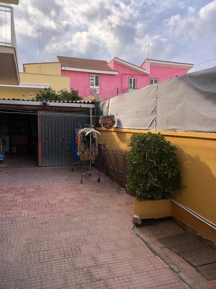 casa indipendente in vendita a Siracusa in zona Epipoli