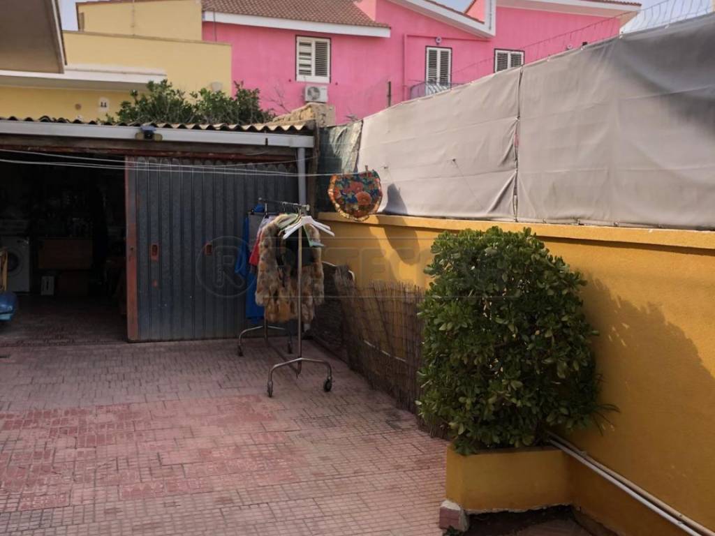 casa indipendente in vendita a Siracusa in zona Epipoli