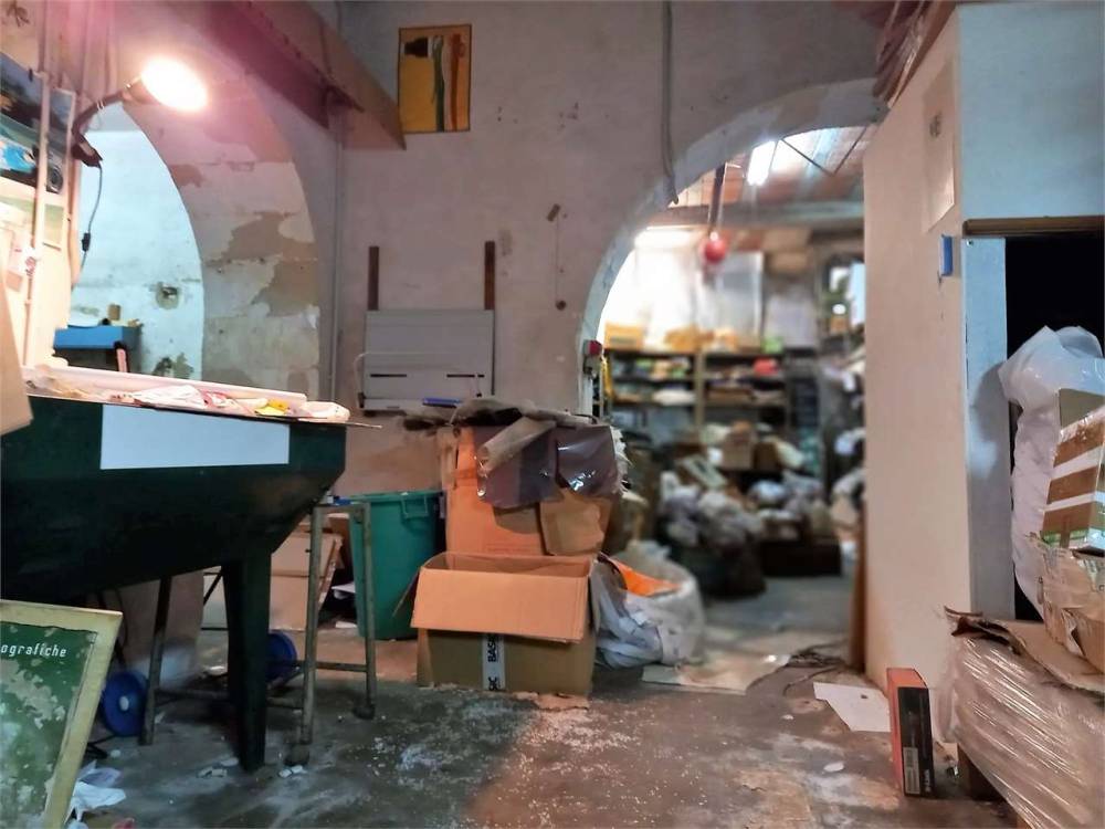 negozio in vendita a Siracusa in zona Centro Città