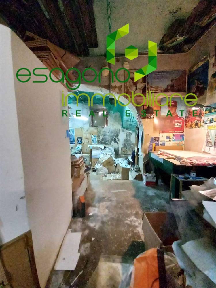 negozio in vendita a Siracusa in zona Centro Città