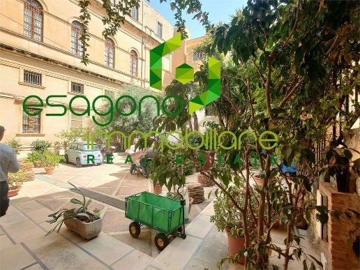 appartamento in vendita a Siracusa in zona Isola Ortigia