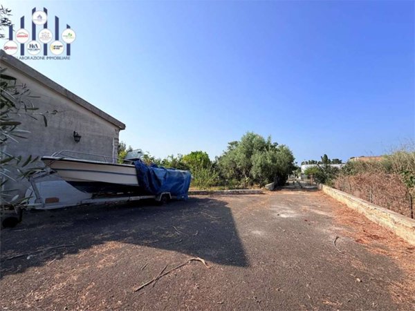 casa indipendente in vendita a Siracusa in zona Isola / Plemmirio