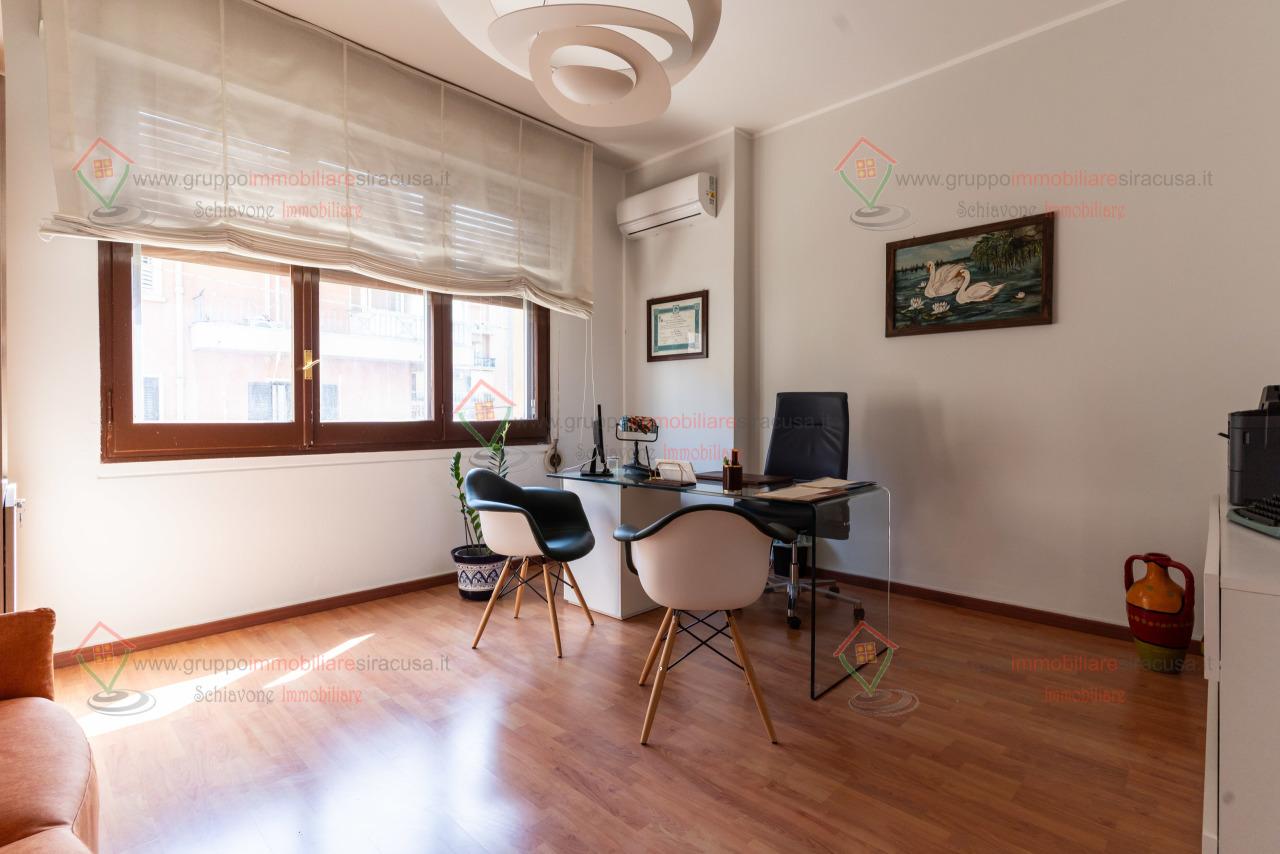 appartamento in vendita a Siracusa in zona Centro Città