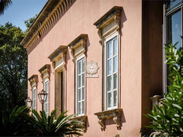 villa in vendita a Siracusa in zona Isola / Plemmirio
