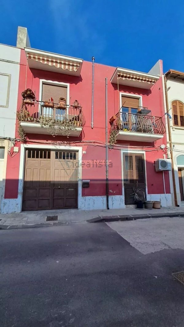 appartamento in vendita a Siracusa in zona Borgata