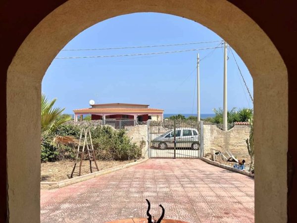 casa indipendente in vendita a Siracusa in zona Centro Città