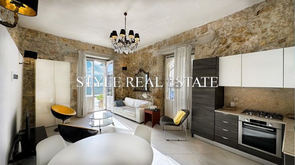 appartamento in vendita a Siracusa in zona Isola Ortigia