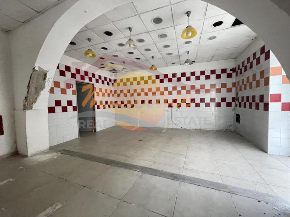 negozio in vendita a Siracusa in zona Centro Città