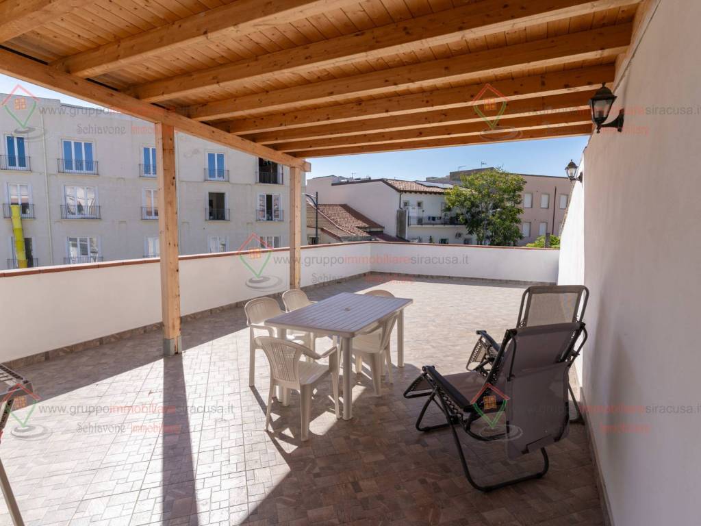 appartamento in vendita a Siracusa in zona Centro Città