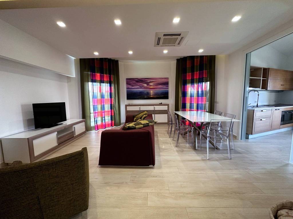 casa indipendente in vendita a Siracusa in zona Ognina