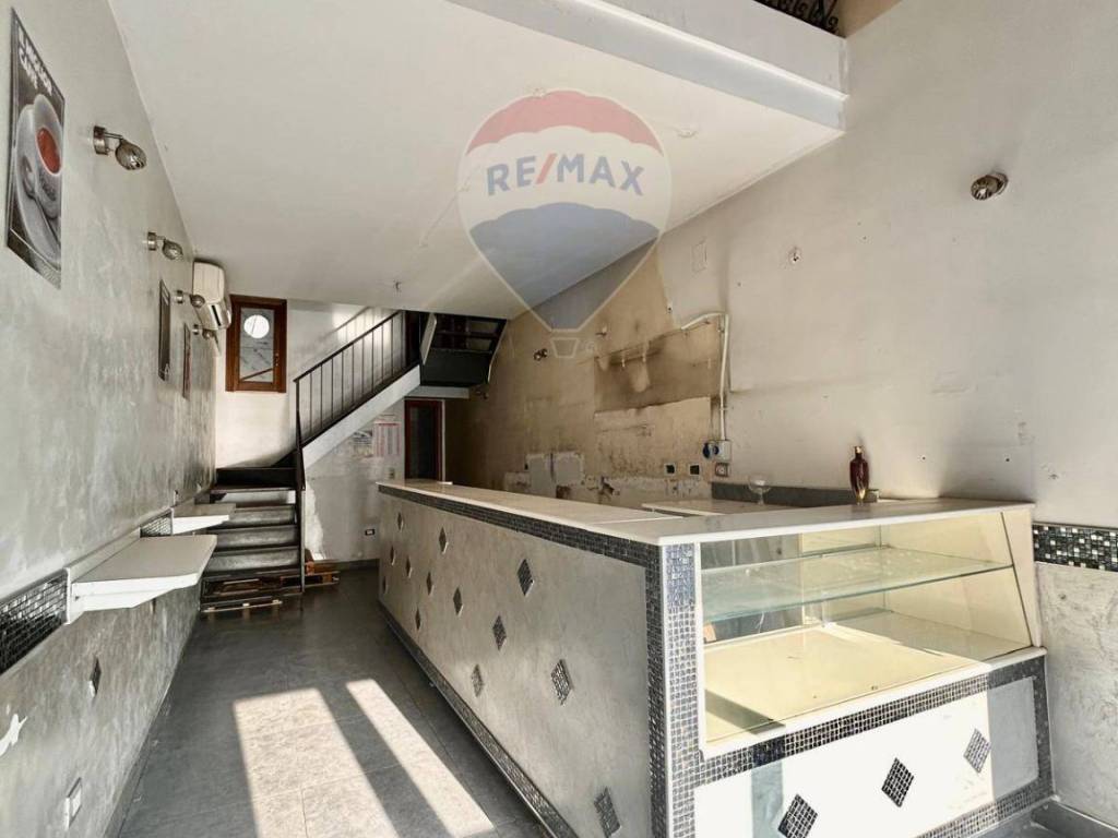 negozio in vendita a Siracusa in zona Centro Città