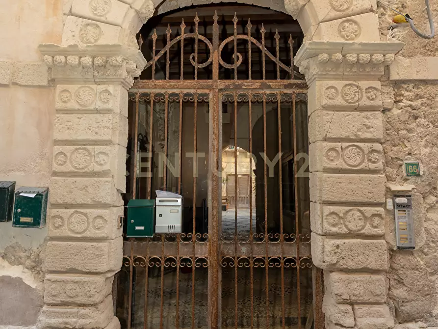 appartamento in vendita a Siracusa in zona Centro Città
