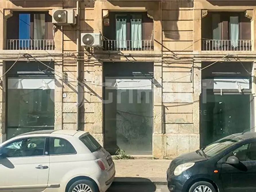 locale commerciale in vendita a Siracusa in zona Scala Greca