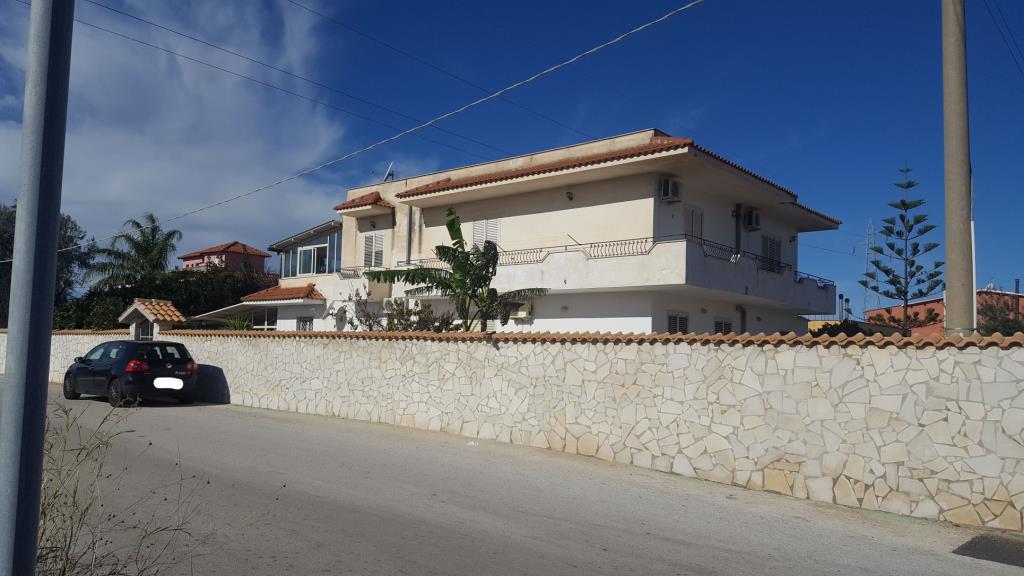 casa indipendente in vendita a Siracusa in zona Centro Città