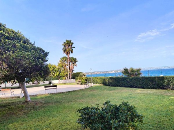 casa indipendente in vendita a Siracusa in zona Arenella