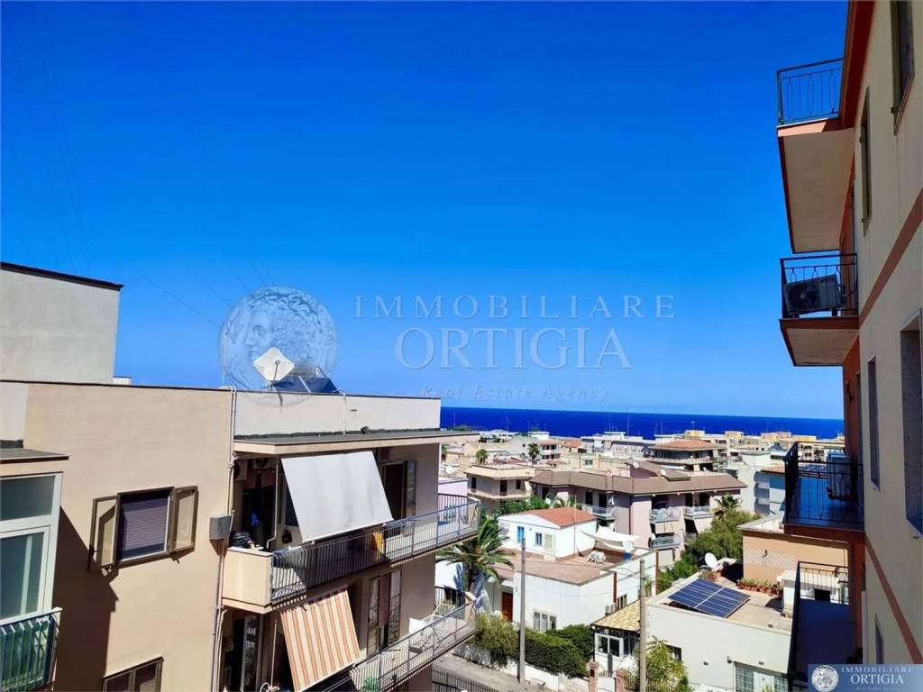 appartamento in vendita a Siracusa in zona Grottasanta