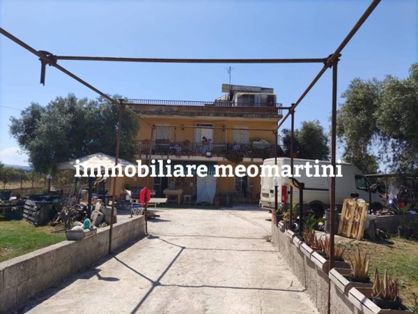 casa indipendente in vendita a Siracusa in zona Centro Città