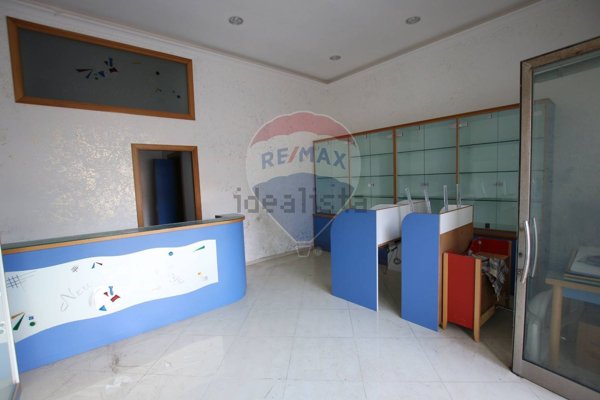 locale commerciale in vendita a Siracusa