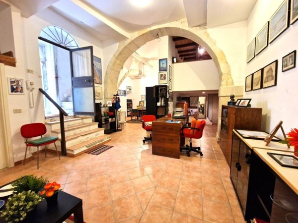 appartamento in vendita a Siracusa in zona Isola Ortigia