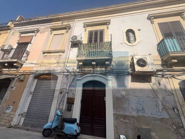 appartamento in vendita a Siracusa in zona Borgata