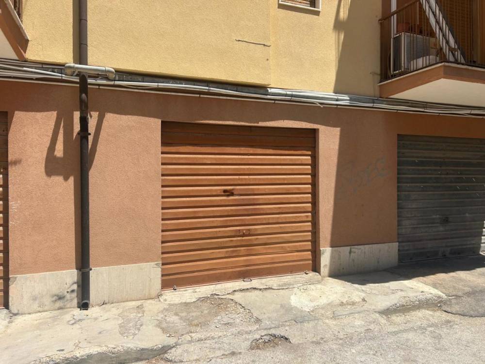locale di sgombero in vendita a Siracusa