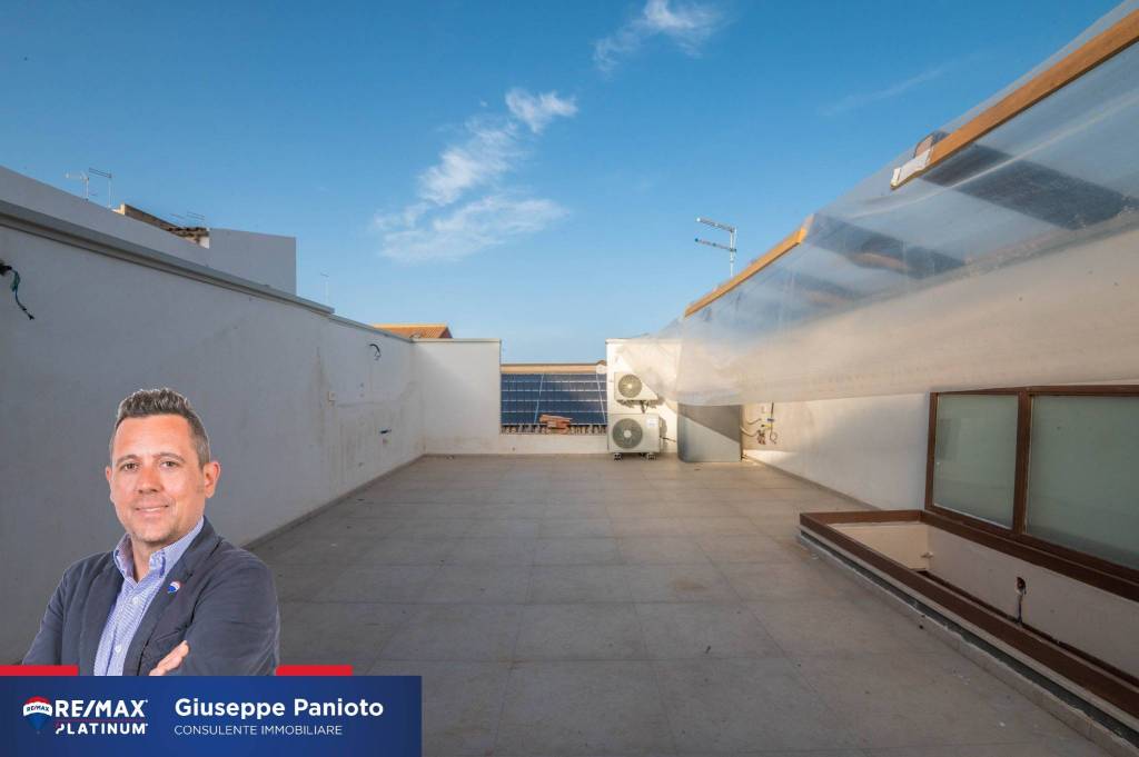 casa indipendente in vendita a Siracusa in zona Centro Città