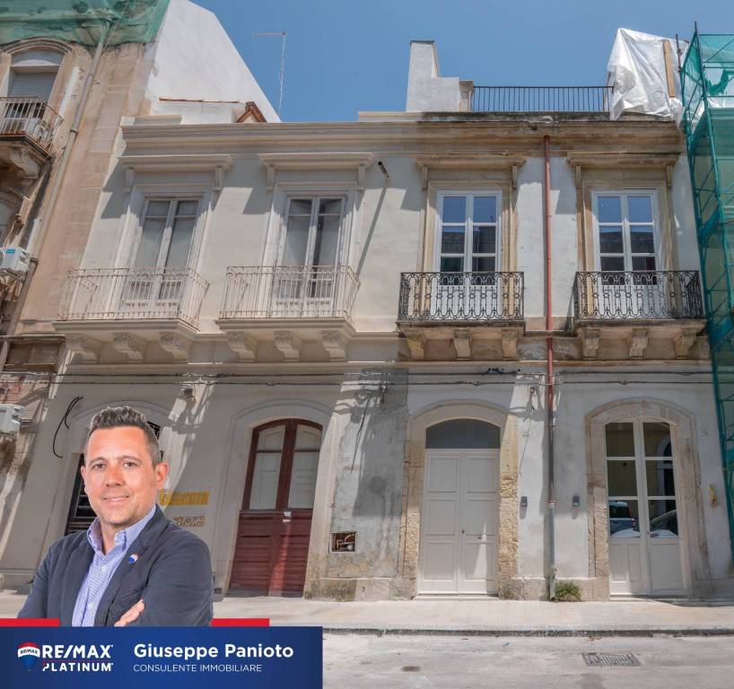 casa indipendente in vendita a Siracusa in zona Borgata