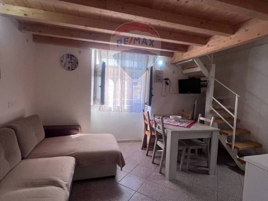 appartamento in vendita a Siracusa in zona Borgata